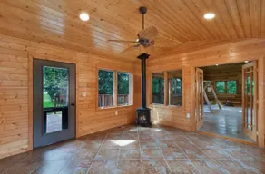 Fairway Lake Retreat - Image 5