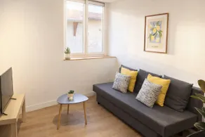 La Clé de Cé – 2-bedroom apartment in the center of Meximieux, quiet & well-equipped - Image 2