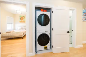 New Built 4BR 3BA Boston w/Laundry, Parking 601 - Image 4