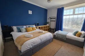 Large 5 Bedroom Home, Town Centre, Bike Park Wales - Image 4