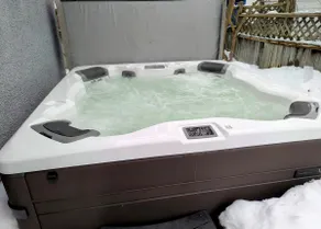 Westboro Beach House - Outdoor Jacuzzi, Netflix - Image 3