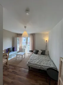 City Apartment 16 - Image 4
