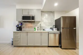 2Bedroom Clean Basement Suit NW, Private Entrance - Image 4