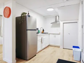98B-Urban Calm Suite - Image 3