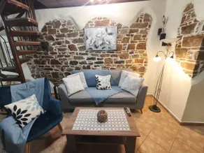 A quiet stone cottage in the city! - Image 4