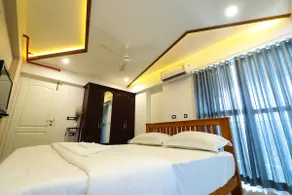 Clair de Lune Stays – Prime location at Edappally - Image 5