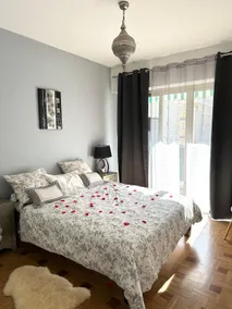 Accommodation + Terrace 10 min from the Beach and City Center - Image 3