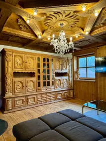 Vacation rental, wood carvings, dogs welcome - Image 4