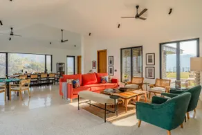 5BR Mana Villa w/Heat Pool, Chef, & Scenic Views - Image 4