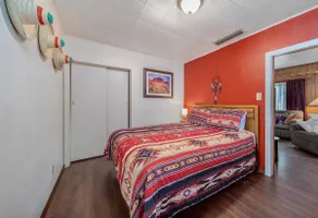 Cottonwood Cowboy Cottage • Near Main St • Sleep 6 - Image 2