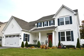 Spacious 5BR w/parking near DC Sleeps 12 - Image 4
