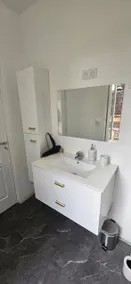 Cozy modern studio apartment in the city center - Image 3