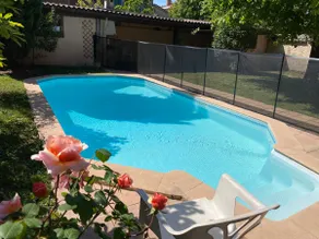 Large house with swimming pool in Lyon ideal for families, close to transport links - Image 5