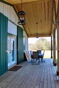 Little Peach Lodge-Hunting getaway-Rustic Charm - Image 4