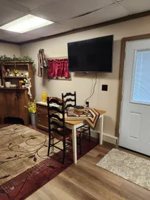 Thistle cabin - Image 3