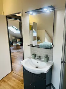 Cozy 45m2 apartment, 5-min walk to city center, Grand Jard - Image 4