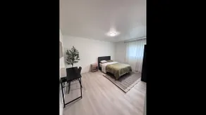 Stylish Riverside Home — Minutes to UCR - Image 2