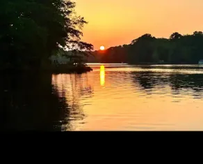 Magnolia Lakehouse, peaceful Lakefront getaway! - Image 5