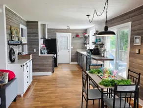 Magnolia Lakehouse, peaceful Lakefront getaway! - Image 4