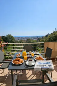 Unique panoramic view, luxury residence sea view - Image 2