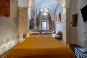 Camare 44 – Unique studio with private rooftop - Image 3