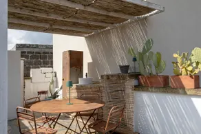 Camare 44 – Unique studio with private rooftop - Image 5