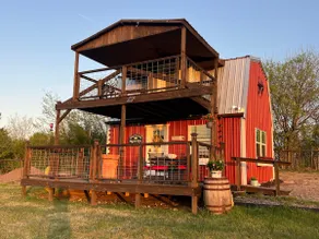 The Red Magnolia - Private Cabin/Fishing/Longhorns - Image 2