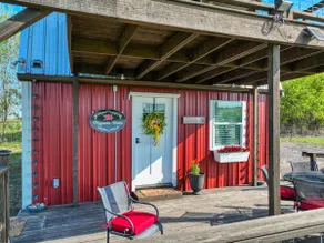 The Red Magnolia - Private Cabin/Fishing/Longhorns - Image 3