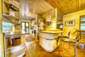 Spacious house with garden, fireplace, and balcony - Image 5