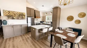 New Home|Sleeps7|fast WIFI| FirePit King bed - Image 4