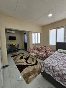 A Peaceful Holiday in the Center of the City with Air Conditioning - Image 2