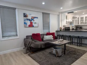 Windsor Casino and International Swim Meet AirBnb - Image 4