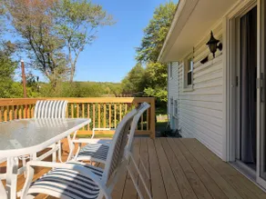 Cozy 2 bedroom home + office space W/ Fast Wi-Fi - Image 4