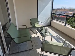 The little Corsican nest: terrace, light, and tranquility - Image 4