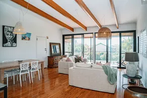 Corban Villa Moffat Beach No 1 - Image 4