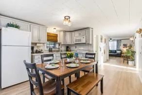 La Dolce Vita Beach House at Salisbury Beach. - Image 3