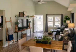 Perfect Peoria Heights Stay - Cozy 2BR Near it all - Image 3