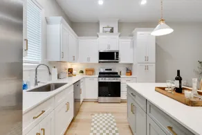 New Southern Modern & Family Ready 3BR - Image 2