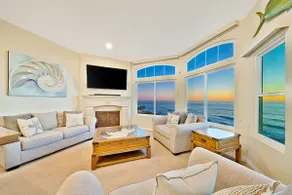 Ocean Front Amazing Reviews Best 2BR in San Diego - Image 4