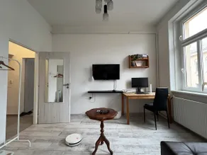 Bright and Comfortable Apartment in Děčín - Image 4