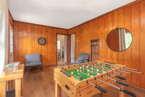 Serene Family House w/ Fenced Yard & Free Parking - Image 2