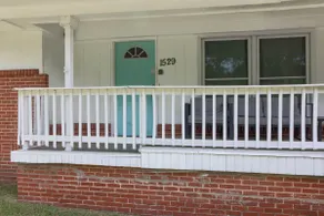 Serene Family House w/ Fenced Yard & Free Parking - Image 3