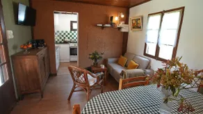 Cozy 4-Person Chalet *River *Pets *25 min from Le Mans - Image 4