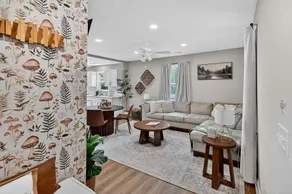 Walk to downtown- Mountain views- family friendly - Image 5