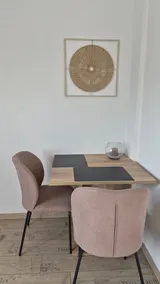 Cozy place to stay near downtown - Image 3
