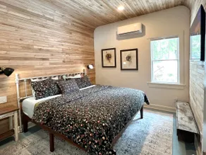 The Blue Cottage - Image 3