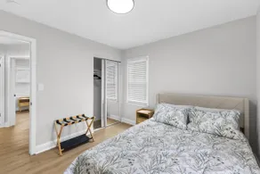 Top-Rated 4BR Dearborn Retreat | Sleeps 7•Near DTW - Image 4
