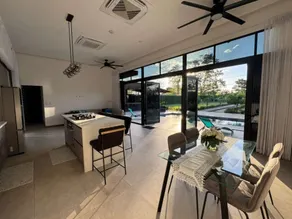 Casa Rouge Private Retreat in Paradise - Image 2