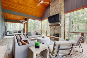 Charming 5BR house, HUGE screened porch, Grill - Image 2