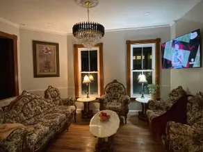 Elegant Victorian DC Home walk>Metro/CUA/Basilica - Image 3
